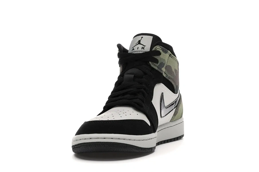 Фото № 2 с приближением к товару «‎Jordan 1 Mid Camo (2020)»