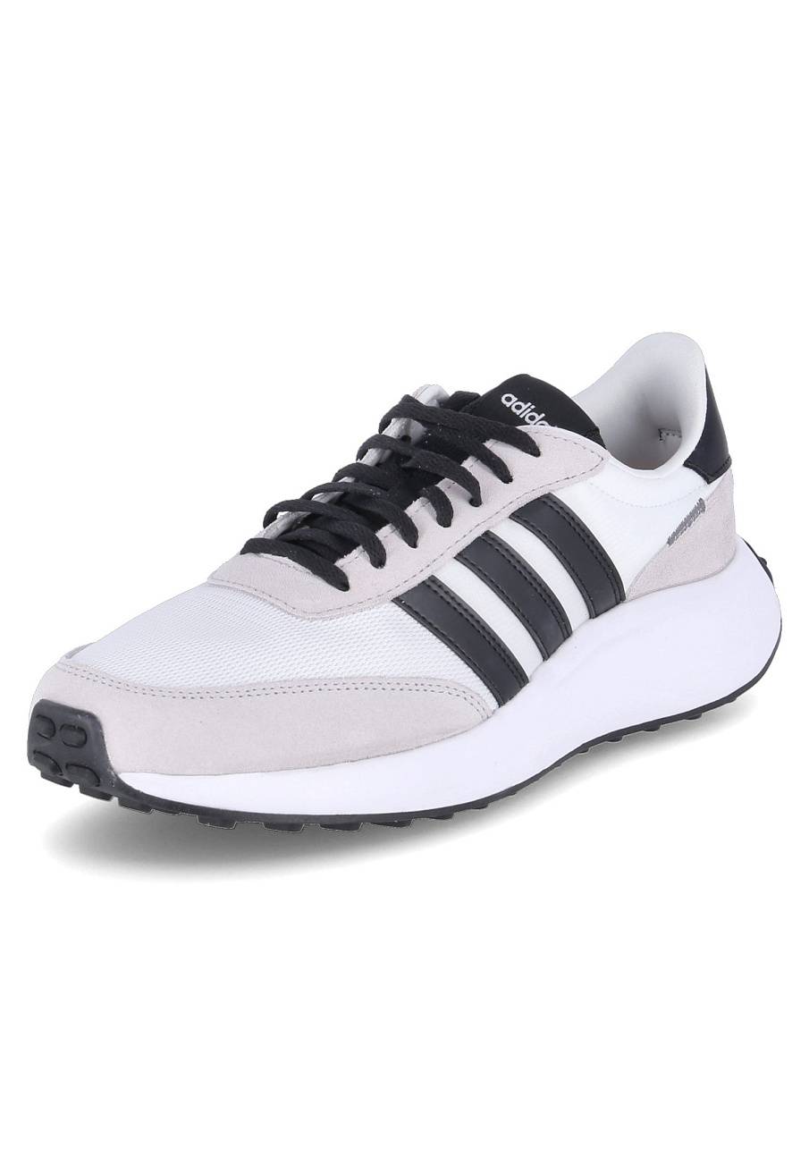 Фото № 1 с приближением к товару «‎Кроссовки Adidas SPAD512O024-A11»