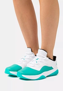 Фото № 1 с приближением к товару «‎WMNS AIR JORDAN 11 CMFT LOW»
