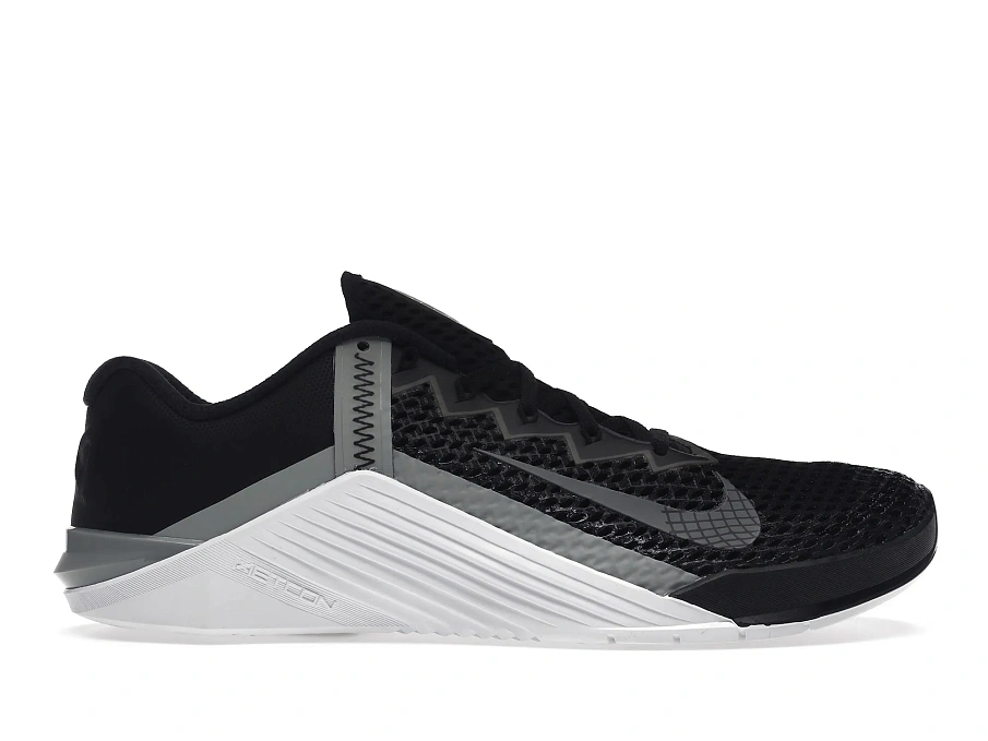 Фото № 1 с приближением к товару «‎Nike Metcon 6 Black White»