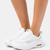 Фото № 2 с приближением к товару «‎Nike W Air Max Bliss NN »