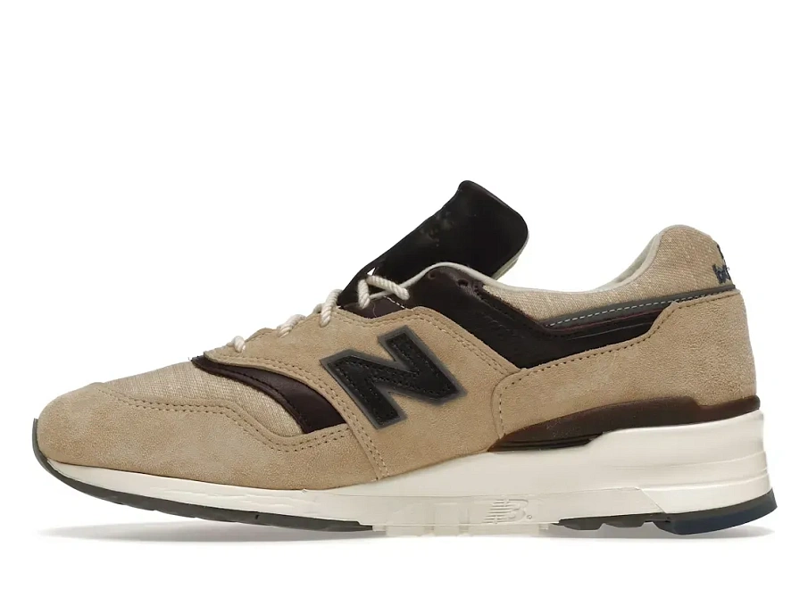 Фото № 3 с приближением к товару «‎New Balance 997»