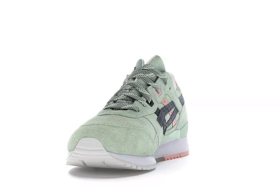 Фото № 4 с приближением к товару «‎ASICS Gel-Lyte III End Wasabi (Special Box)»