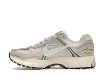 Фото № 3 с приближением к товару «‎Nike Zoom Vomero 5»