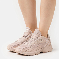 Фото № 2 с приближением к товару «‎Adidas Astir W »