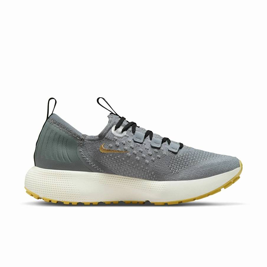 Фото № 2 с приближением к товару «‎Nike React Escape »
