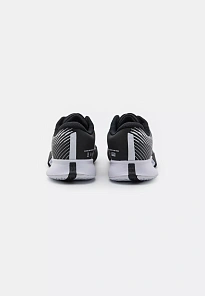 Фото № 3 с приближением к товару «‎ZOOM VAPOR PRO 2 CLY»
