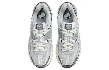  Nike Air Zoom Vomero 5 Running shoes - 5
