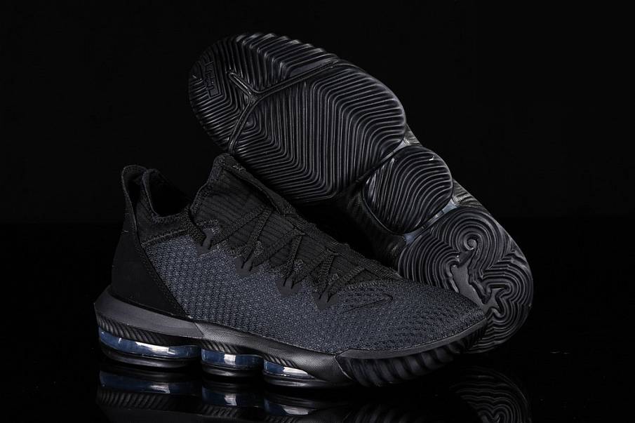 Фото № 3 с приближением к товару «‎Nike Lebron 16 Triple »