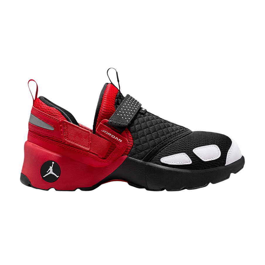 Фото № 1 с приближением к товару «‎Air Jordan Women's Trunner LX Black University Red Reflective Silver Sail (HQ2164-003)»
