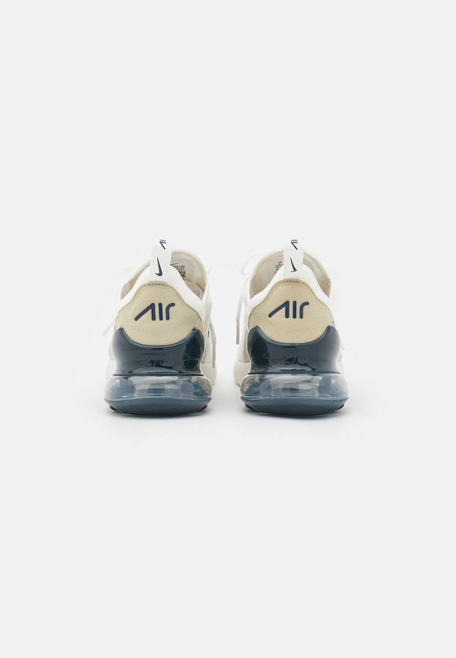 Фото № 2 с приближением к товару «‎Nike Air Max 270 »
