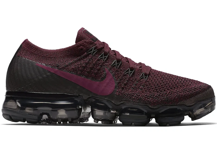 Фото № 1 с приближением к товару «‎Nike Air VaporMax Berry »