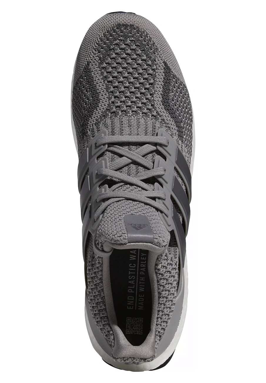 Фото № 4 с приближением к товару «‎ULTRABOOST 5 DNA LIFESTYLE»