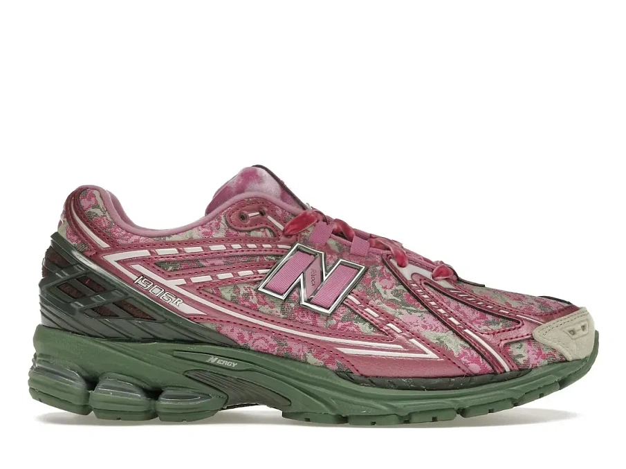 Фото № 1 с приближением к товару «‎New Balance 1906R»