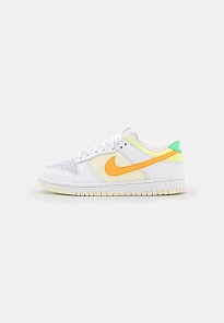 Фото № 3 с приближением к товару «‎WMNS DUNK »