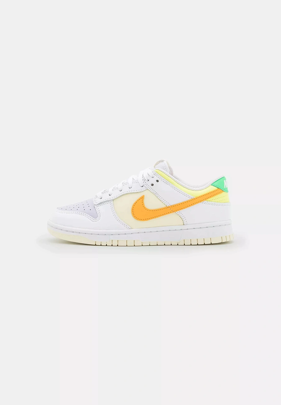 Фото № 3 с приближением к товару «‎WMNS DUNK »