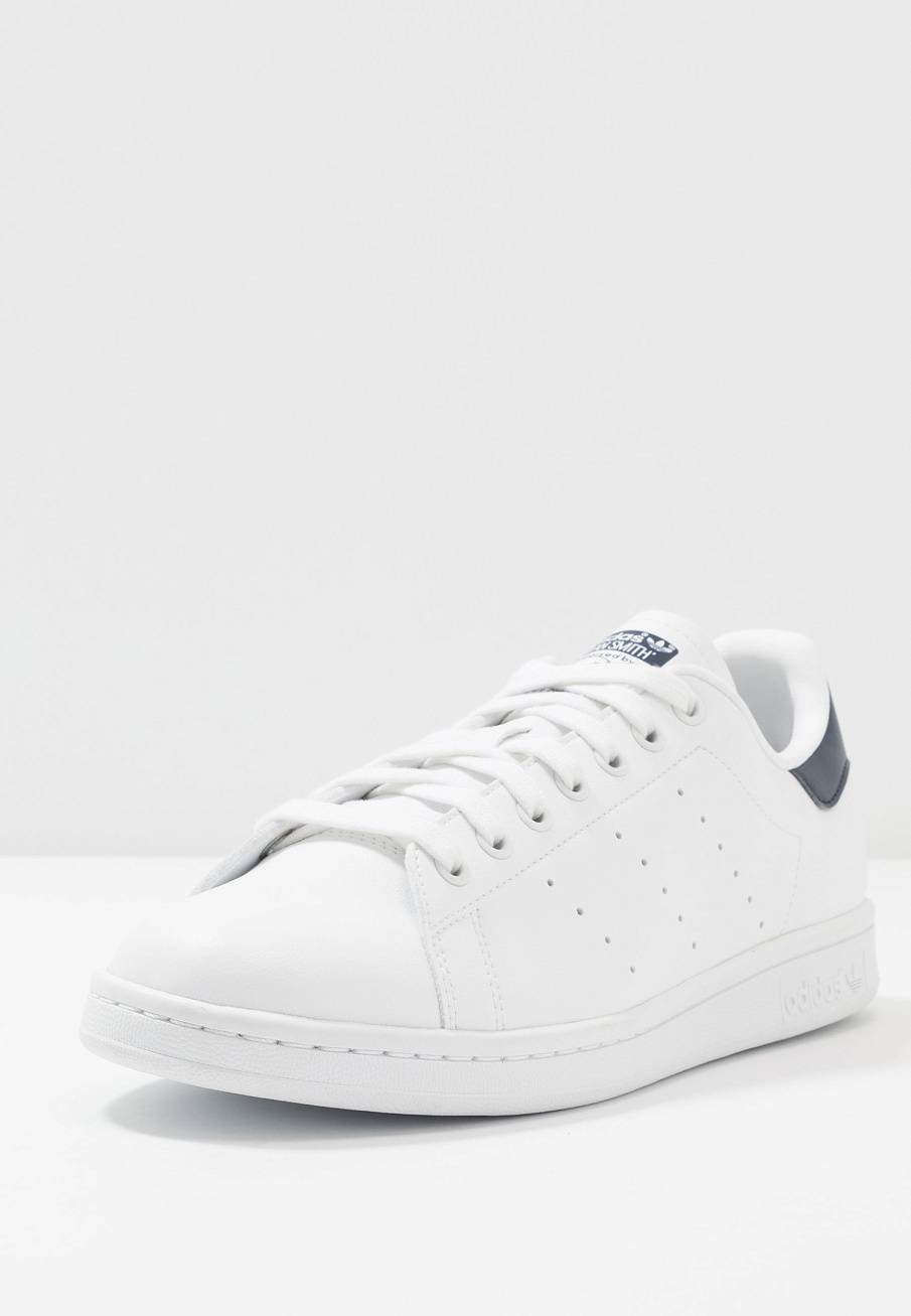 Фото № 3 с приближением к товару «‎Adidas Stan Smith Vegan Shoes »