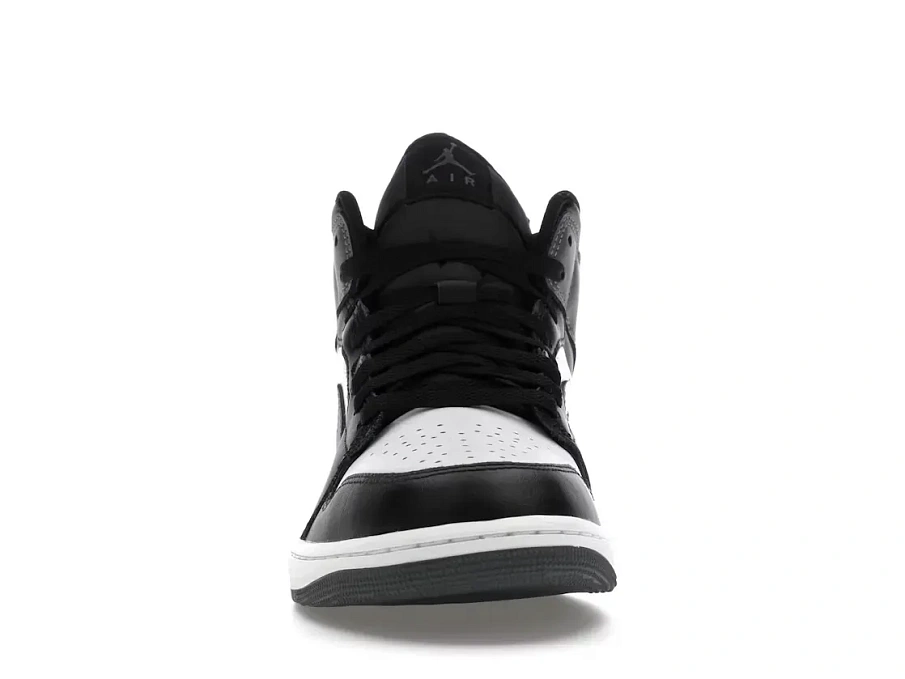 Фото № 2 с приближением к товару «‎Jordan 1 Mid»