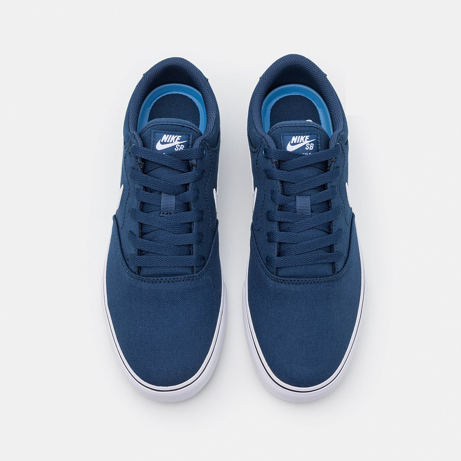 Фото № 3 с приближением к товару «‎Nike Chron »