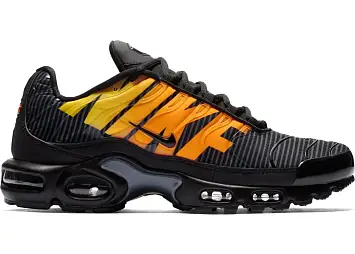 Nike Air Max Plus Mercurial Black Orange