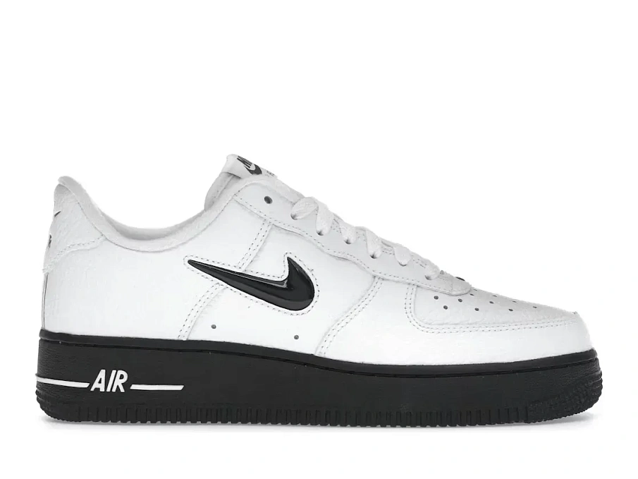 Фото № 1 с приближением к товару «‎Nike Air Force 1 '07 Low»