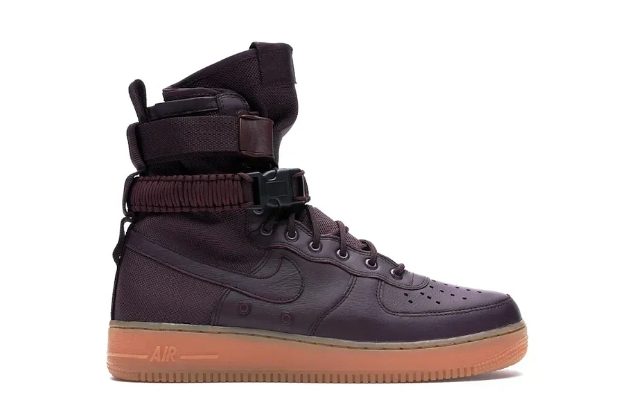 Фото № 1 с приближением к товару «‎Nike SF Air Force 1 High Deep Burgundy»