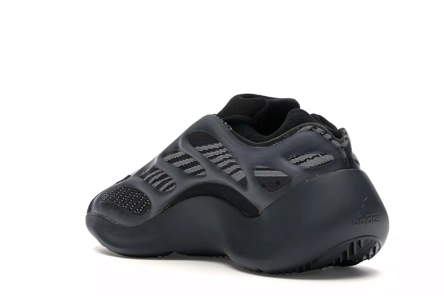 Фото № 5 с приближением к товару «‎adidas Yeezy 700 V3 Alvah»