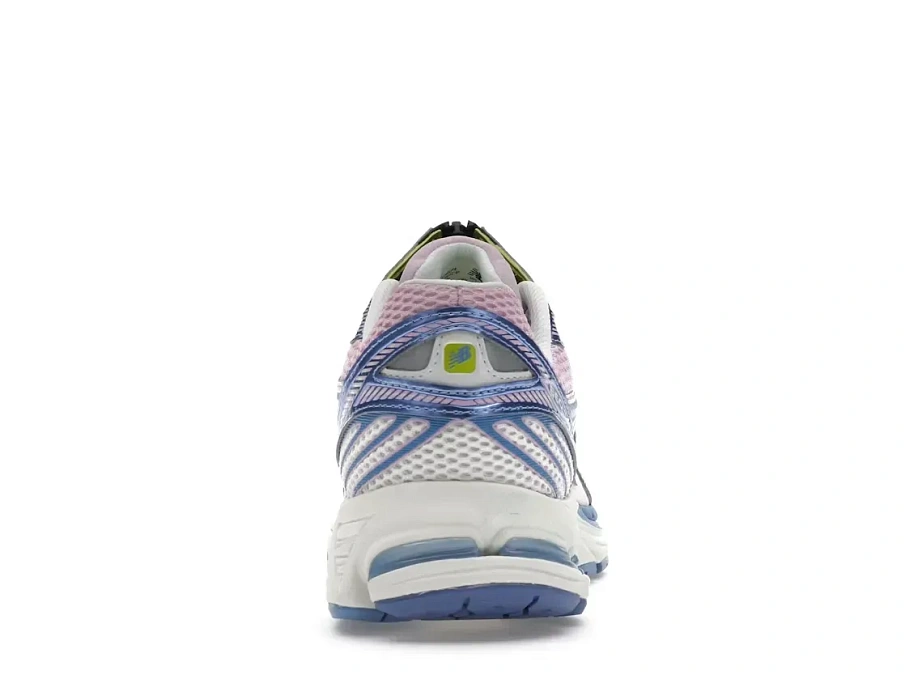Фото № 4 с приближением к товару «‎New Balance 860v2»