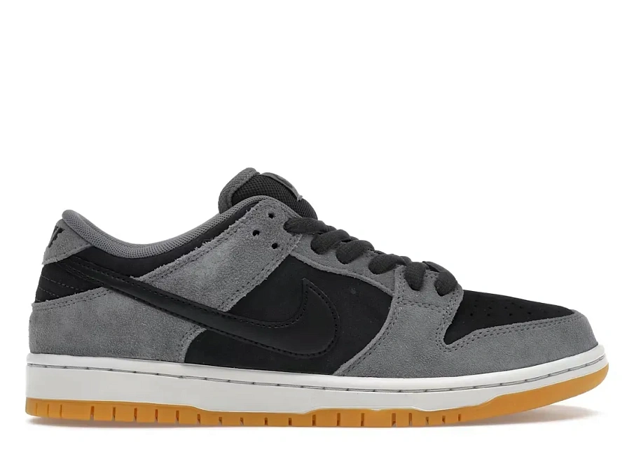 Фото № 1 с приближением к товару «‎Nike SB Dunk Low»