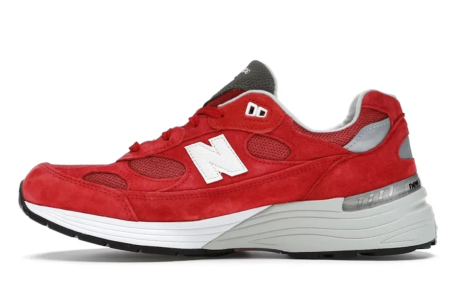Фото № 3 с приближением к товару «‎New Balance 992»