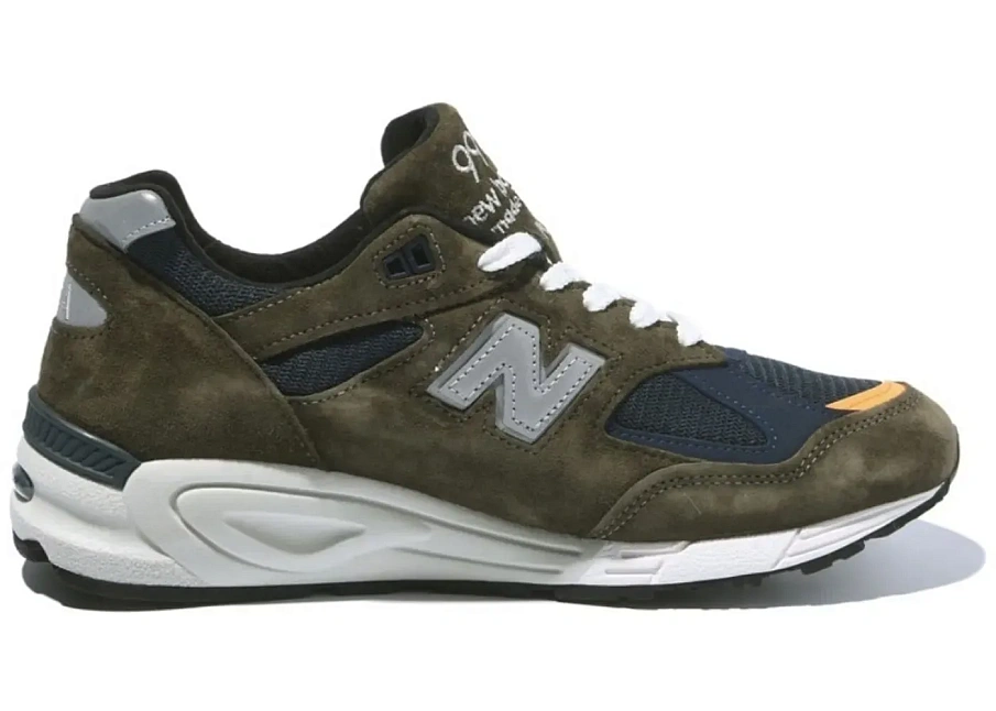 Фото № 1 с приближением к товару «‎New Balance 990v2»