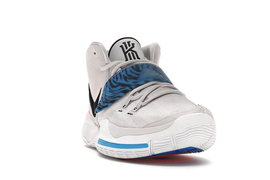 Фото № 4 с приближением к товару «‎Nike Kyrie 6 Animal Print Vast Grey»
