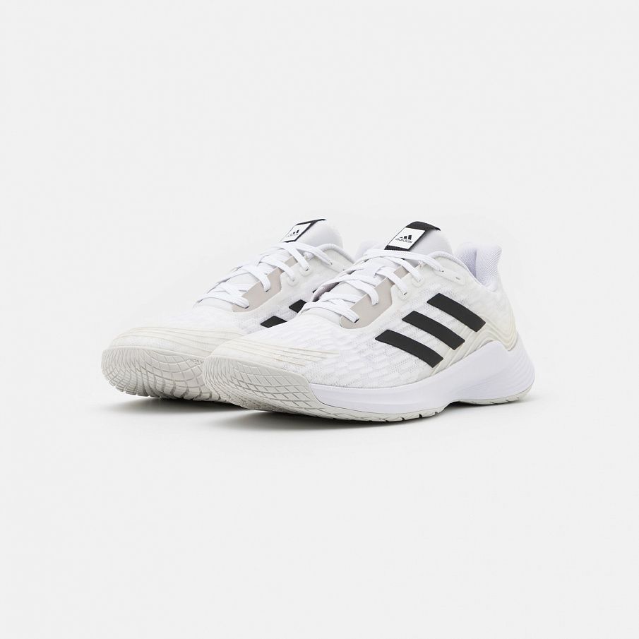 Фото № 2 с приближением к товару «‎Adidas Novaflight»