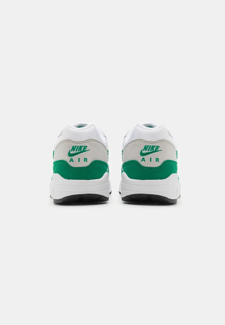 Фото № 3 с приближением к товару «‎AIR MAX 1 '87»