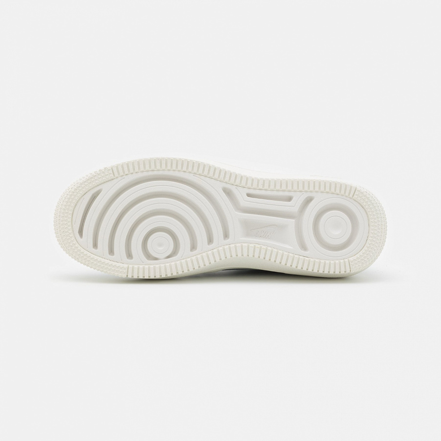 Фото № 4 с приближением к товару «‎Nike Af1 Plt.af.orm »