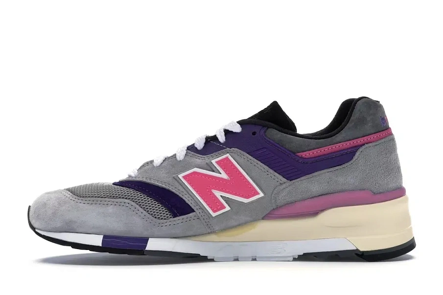 Фото № 3 с приближением к товару «‎New Balance 997 OG»