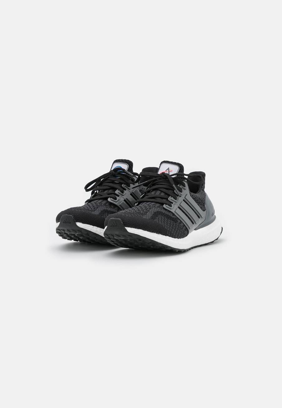 Фото № 3 с приближением к товару «‎Adidas Ultraboost Dna »