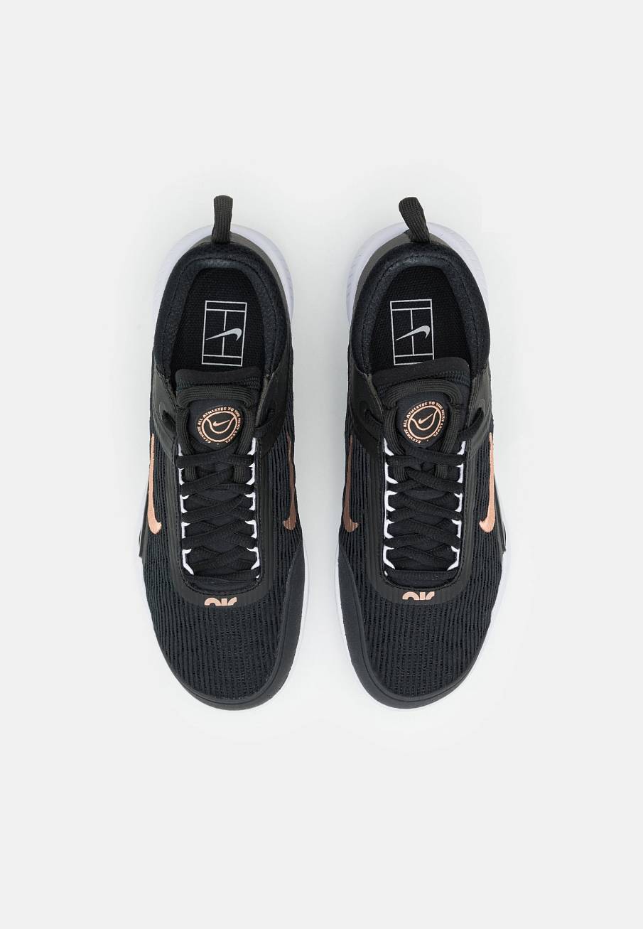 Фото № 4 с приближением к товару «‎Nike Court Zoom Nxt»