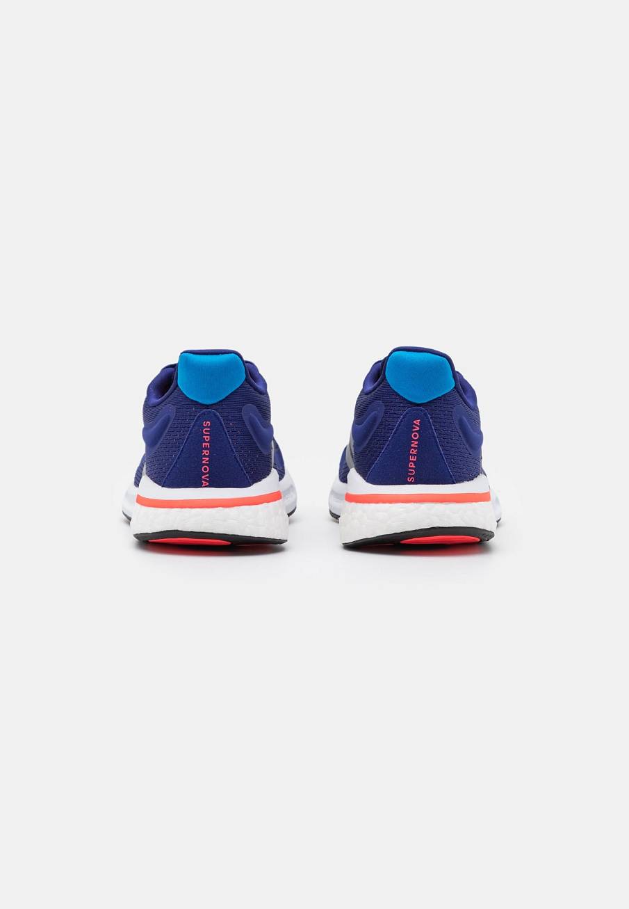 Фото № 3 с приближением к товару «‎Adidas Supernova»