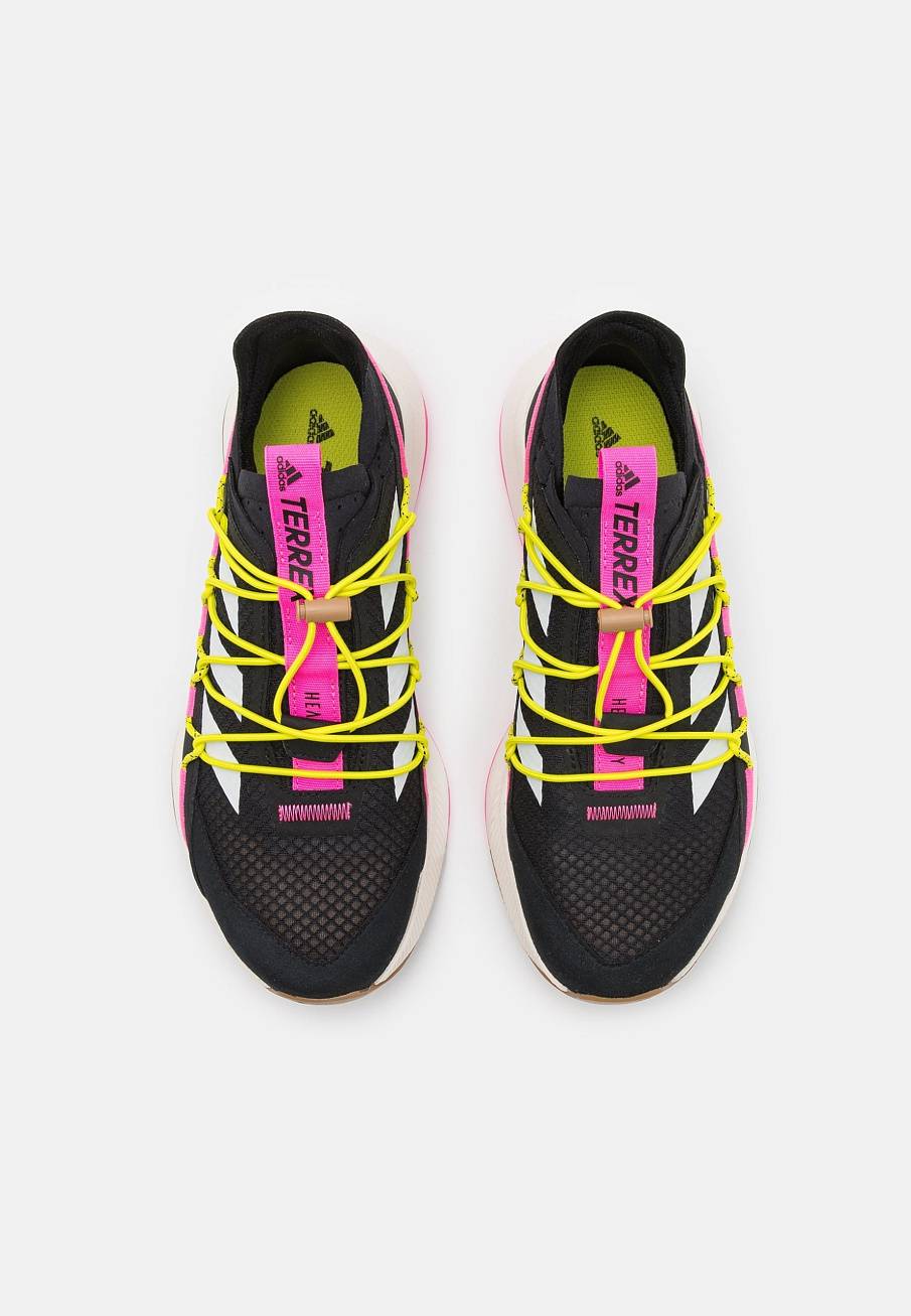 Фото № 4 с приближением к товару «‎Adidas Terrex Voyager 21»