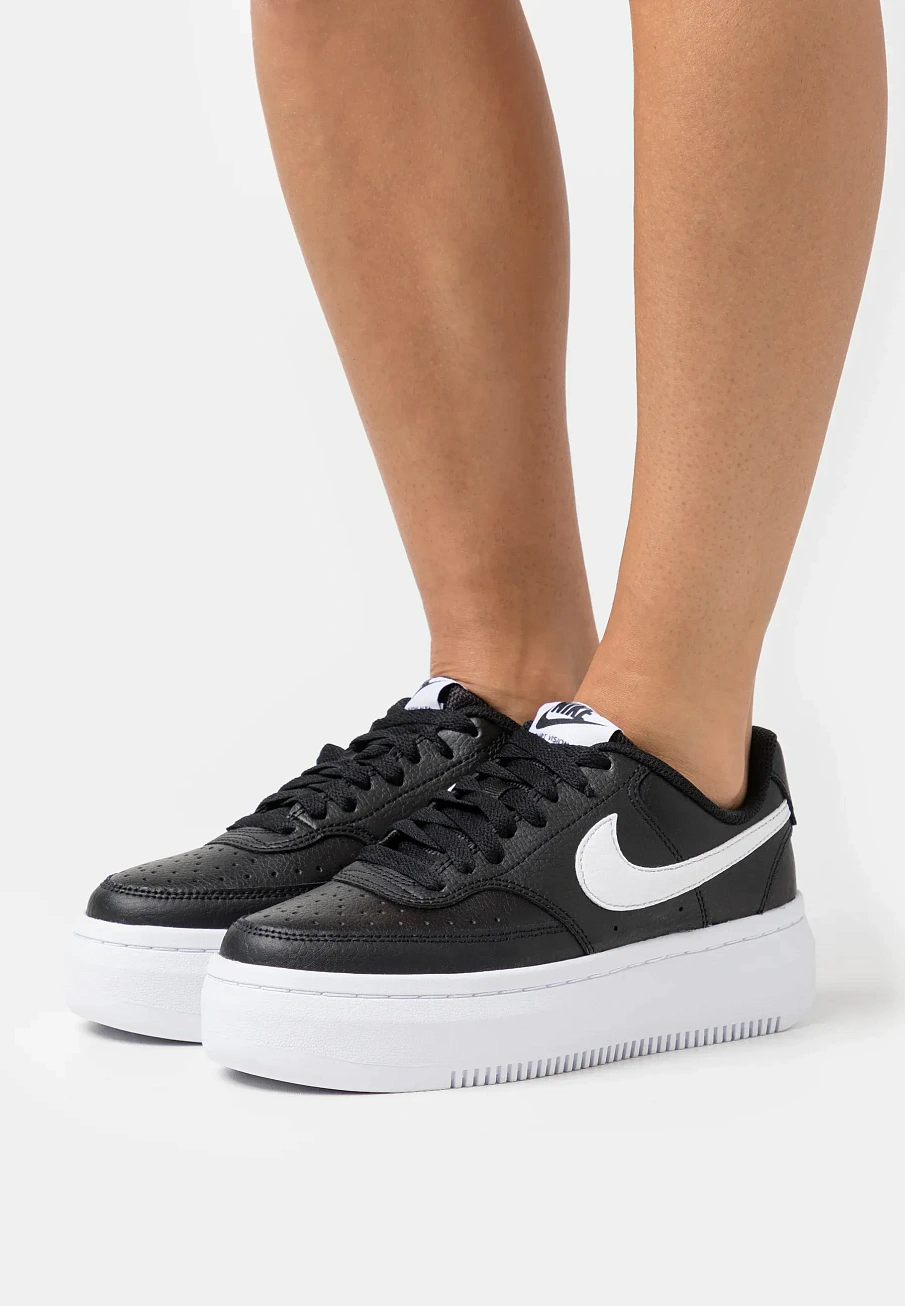 Фото № 1 с приближением к товару «‎W NIKE COURT VISION ALTA LTR»
