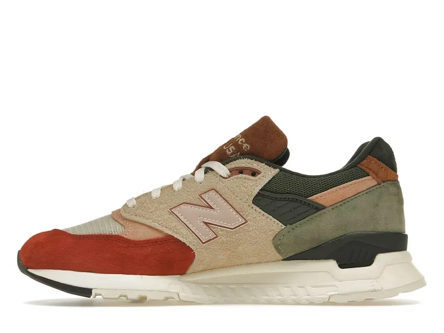 Фото № 3 с приближением к товару «‎New Balance 998»