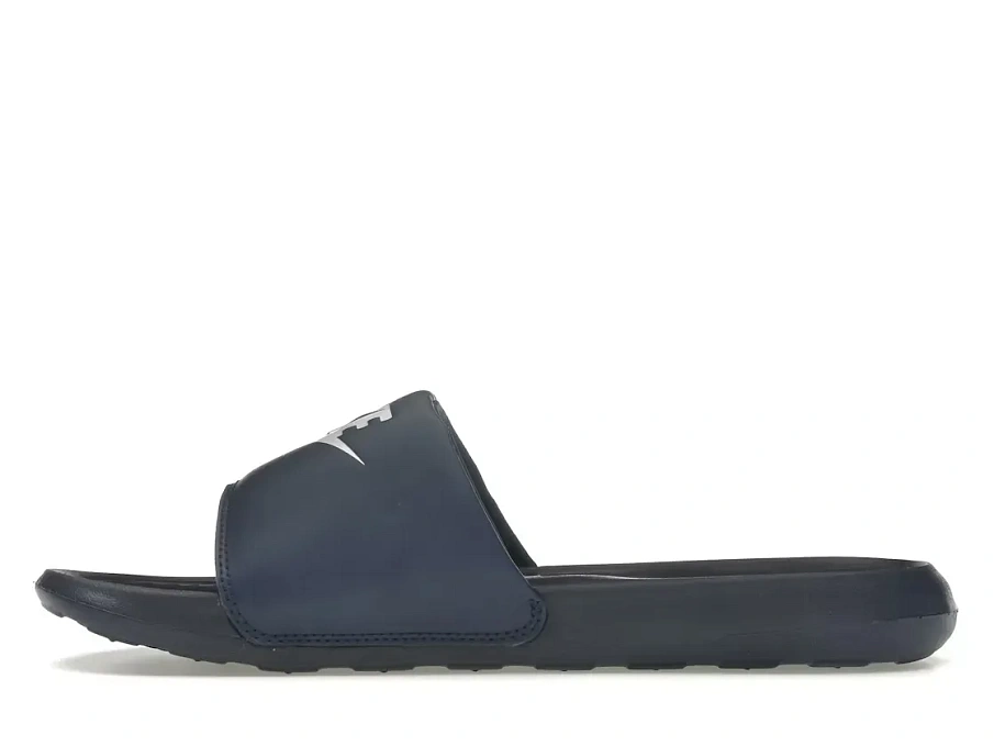 Фото № 3 с приближением к товару «‎Nike Victori One Slide»