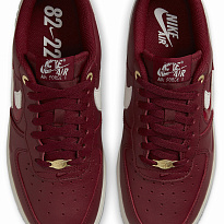 Фото № 3 с приближением к товару «‎Nike Air Force »