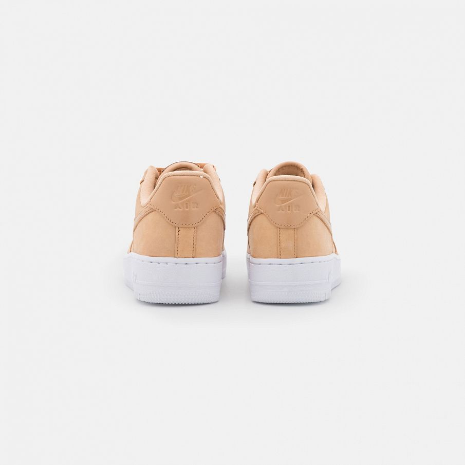 Фото № 3 с приближением к товару «‎Nike Wmns Air Force 1 Prm »