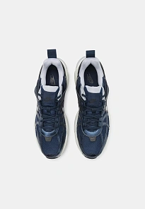 Фото № 4 с приближением к товару «‎V2K RUN »