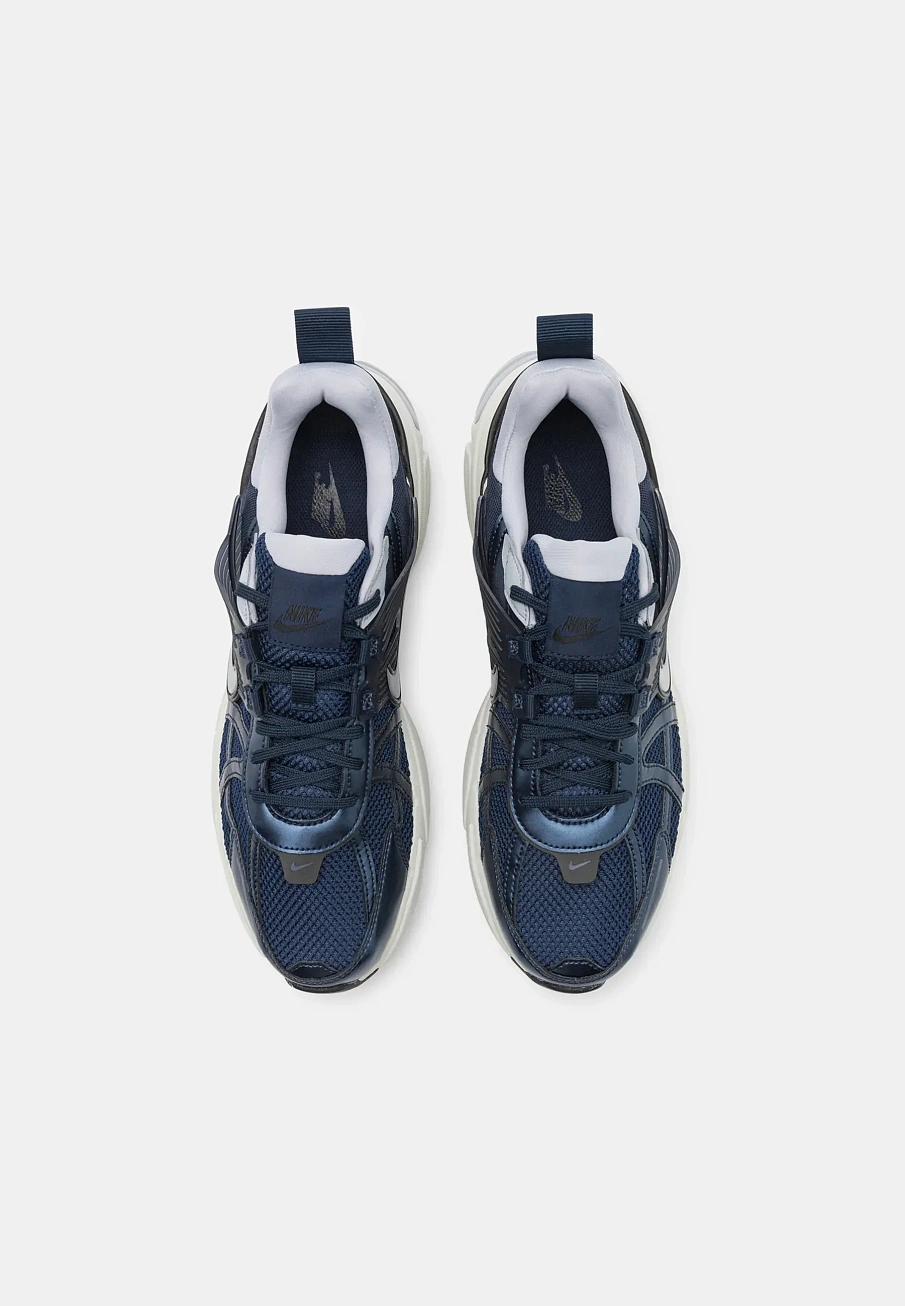 Фото № 4 с приближением к товару «‎V2K RUN »