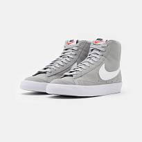Фото № 3 с приближением к товару «‎Nike Blazer ’77 »