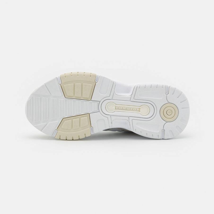 Фото № 5 с приближением к товару «‎Adidas Retropy F90 W »