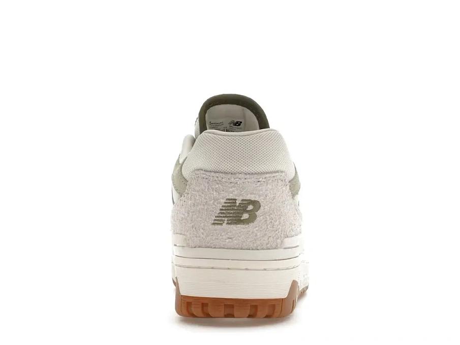 Фото № 4 с приближением к товару «‎New Balance 550»